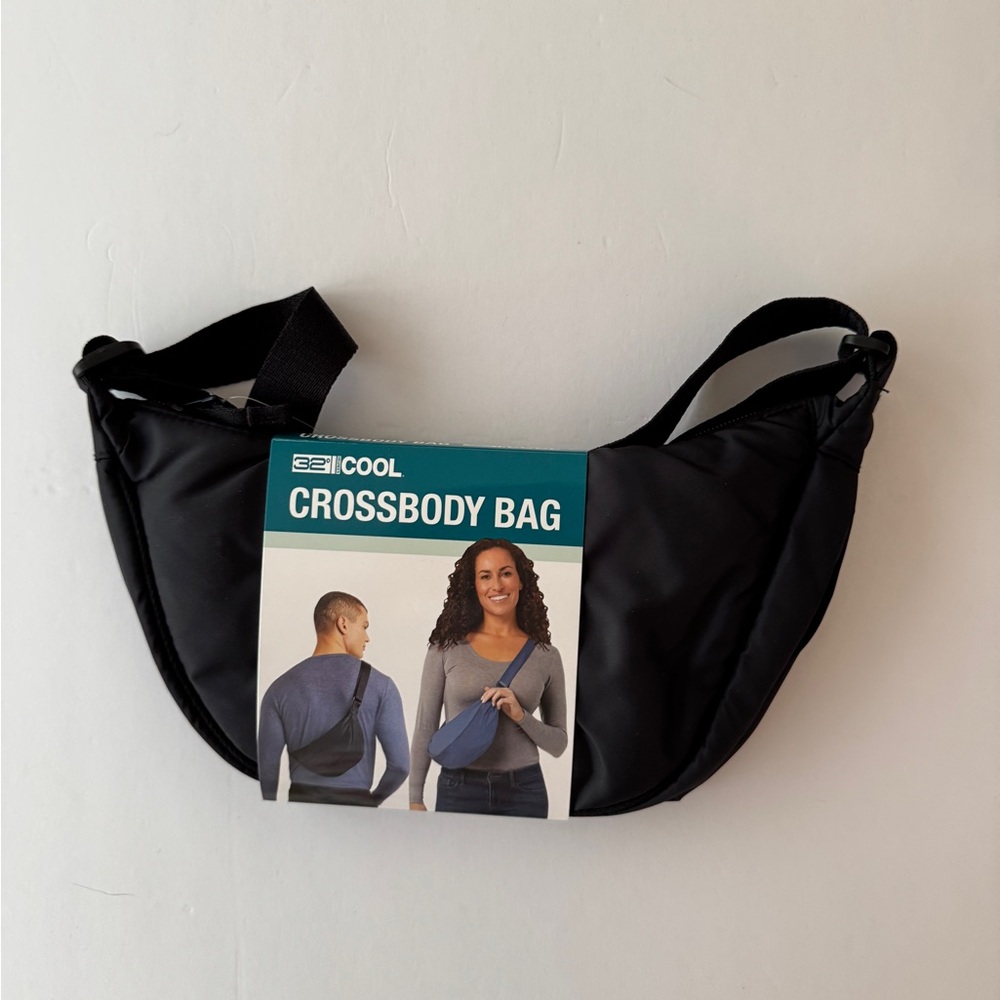 32 Degrees BE COOL Sleek Black Crossbody Bag Unisex
